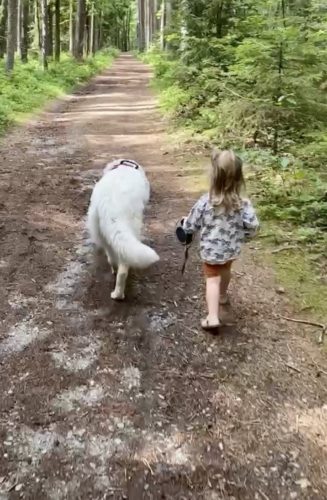 Luna & Mora